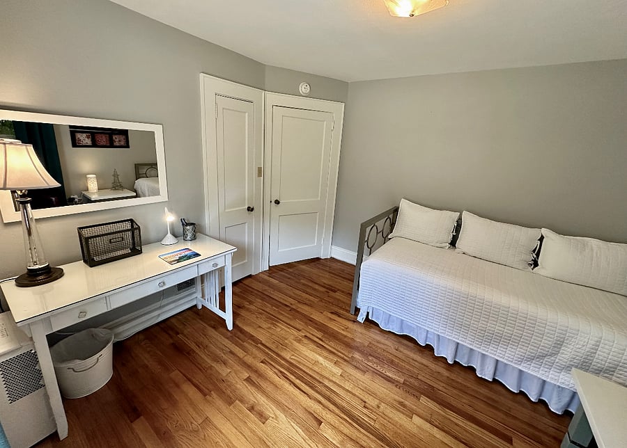 Furnished Finder property 411944_1 photo 11