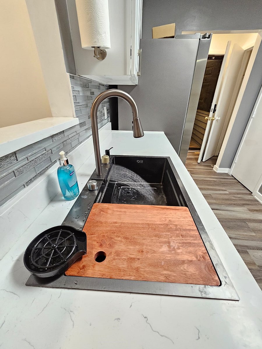 Waterfall Kitchen sink faucet 