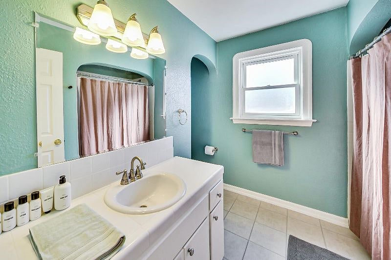 Furnished Finder property 411993_1 photo 8