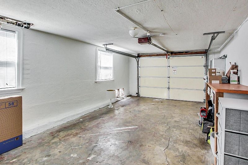 Furnished Finder property 411993_1 photo 17