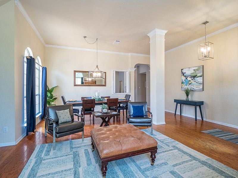 Furnished Finder property 412070_1 photo 3