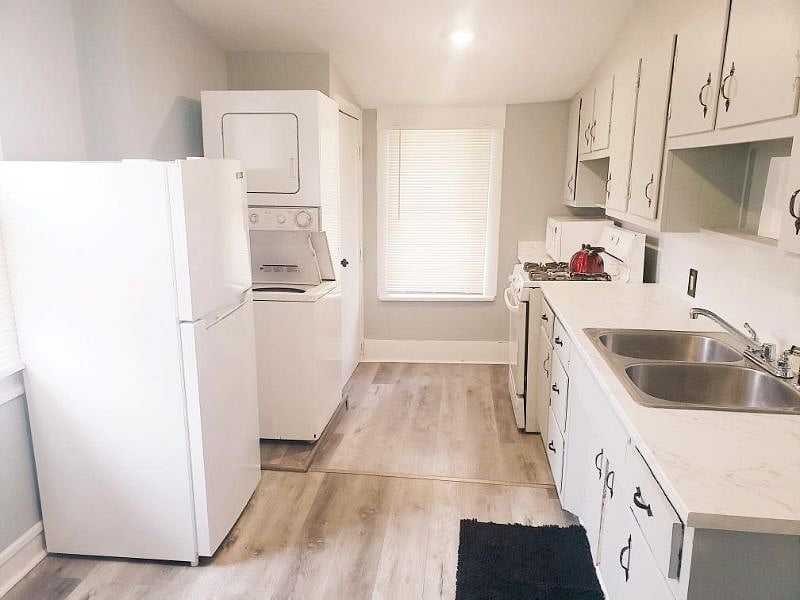 Eat-in Kitchen with Dishes, utensils, Full size Appliance, Apartment Size Refrigerator and Stackable Washer/Dryer
(Slanted Floor is for Disabled Tenants)