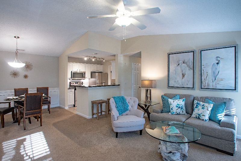 Furnished Finder property 412101_2 photo 6