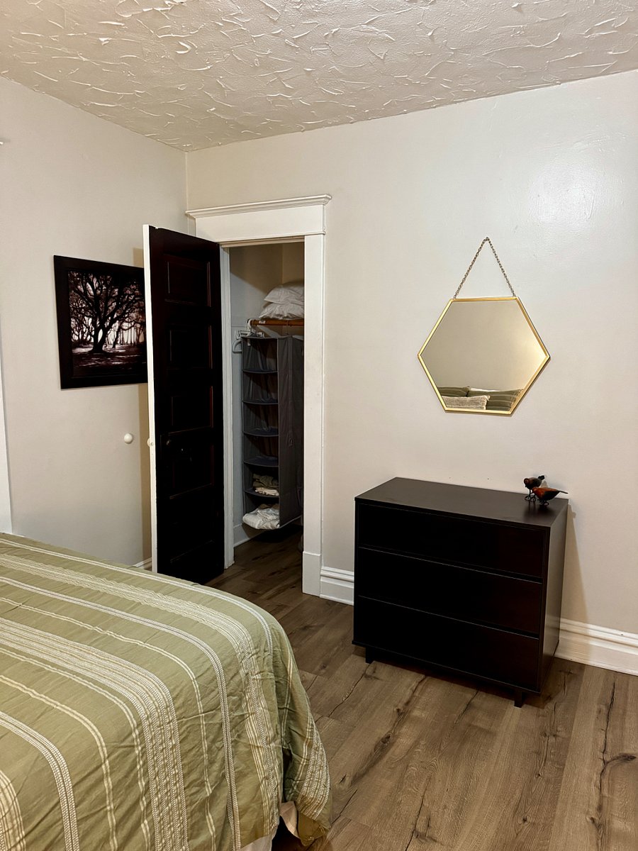 Furnished Finder property 412109_1 photo 8