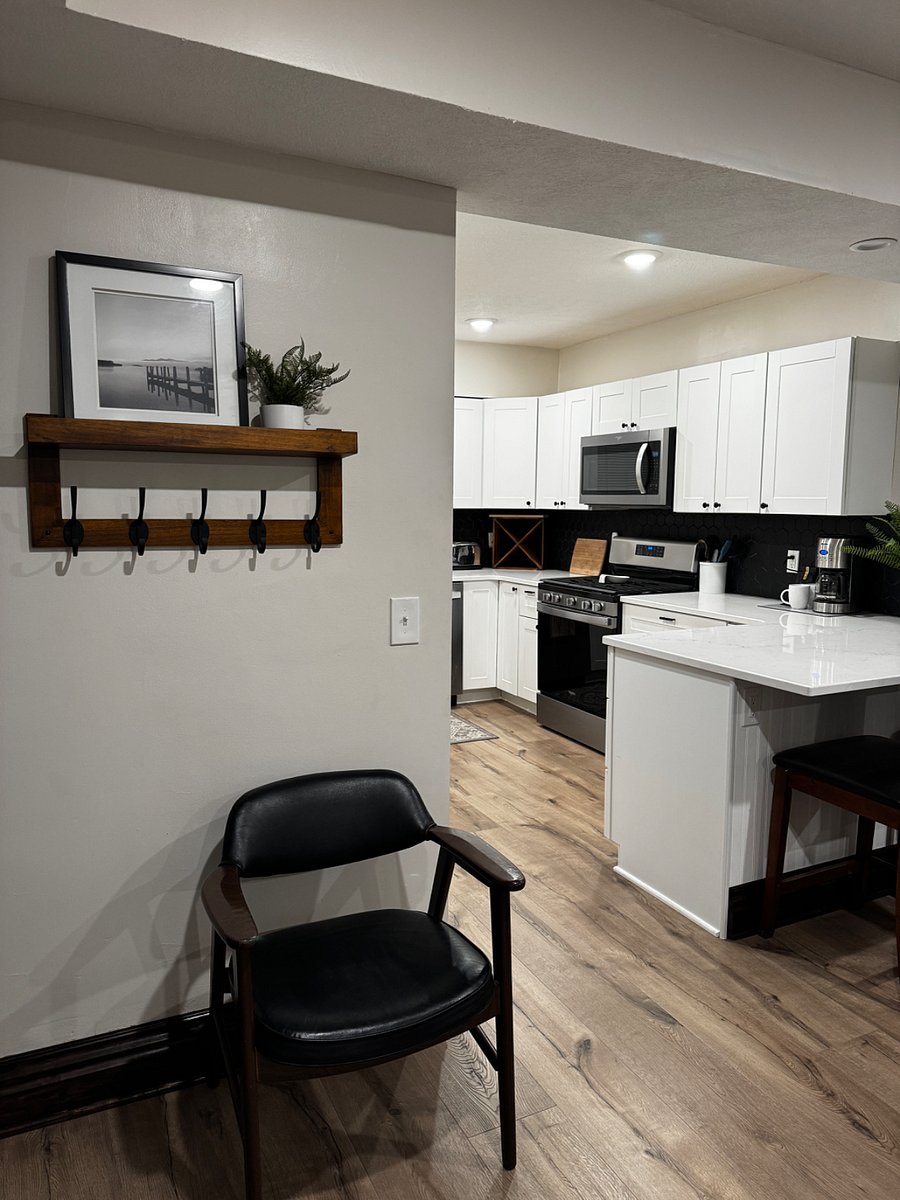 Furnished Finder property 412109_1 photo 9