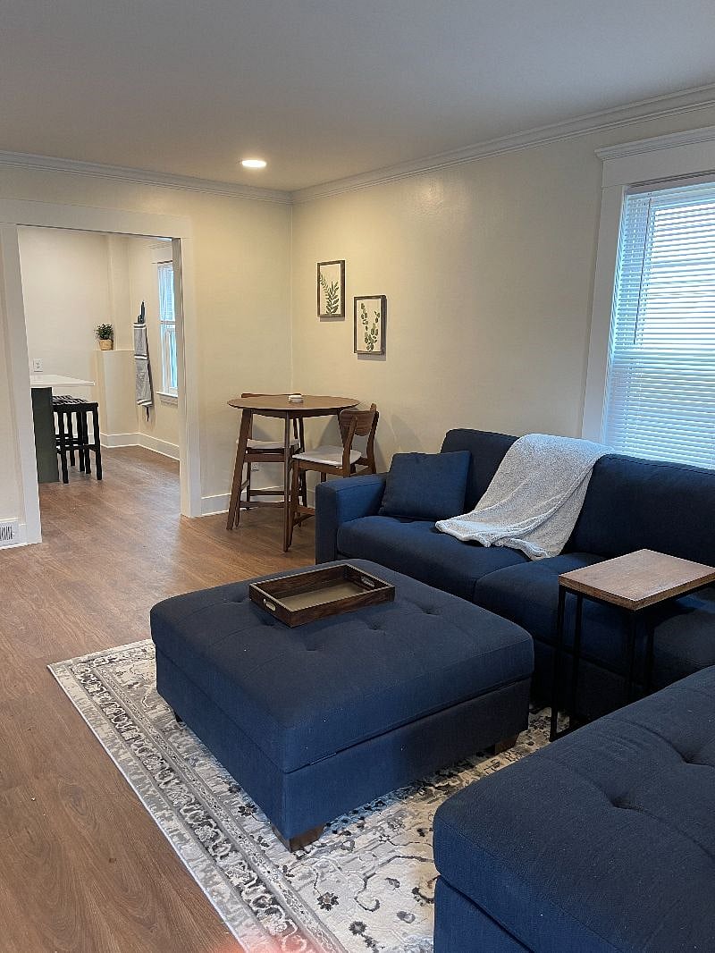 Furnished Finder property 412109_2 photo 10