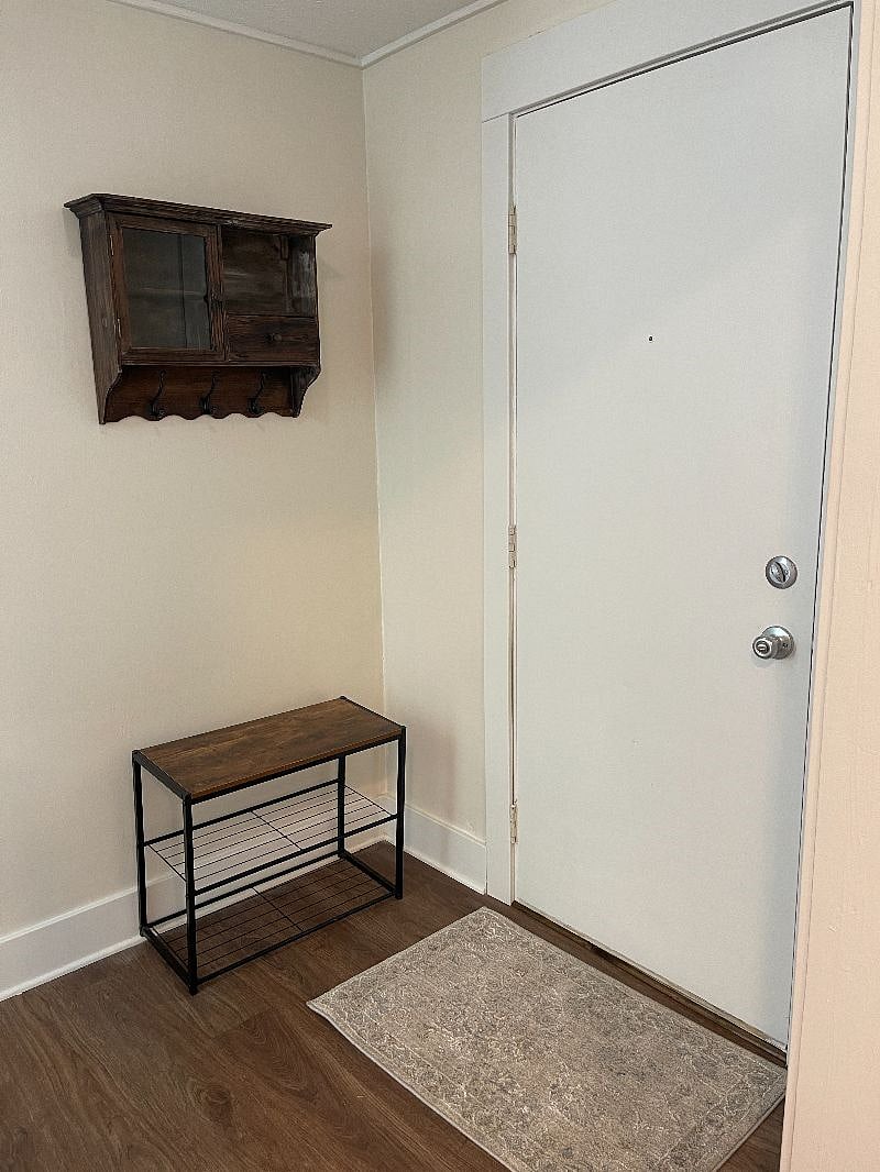 Furnished Finder property 412109_2 photo 14