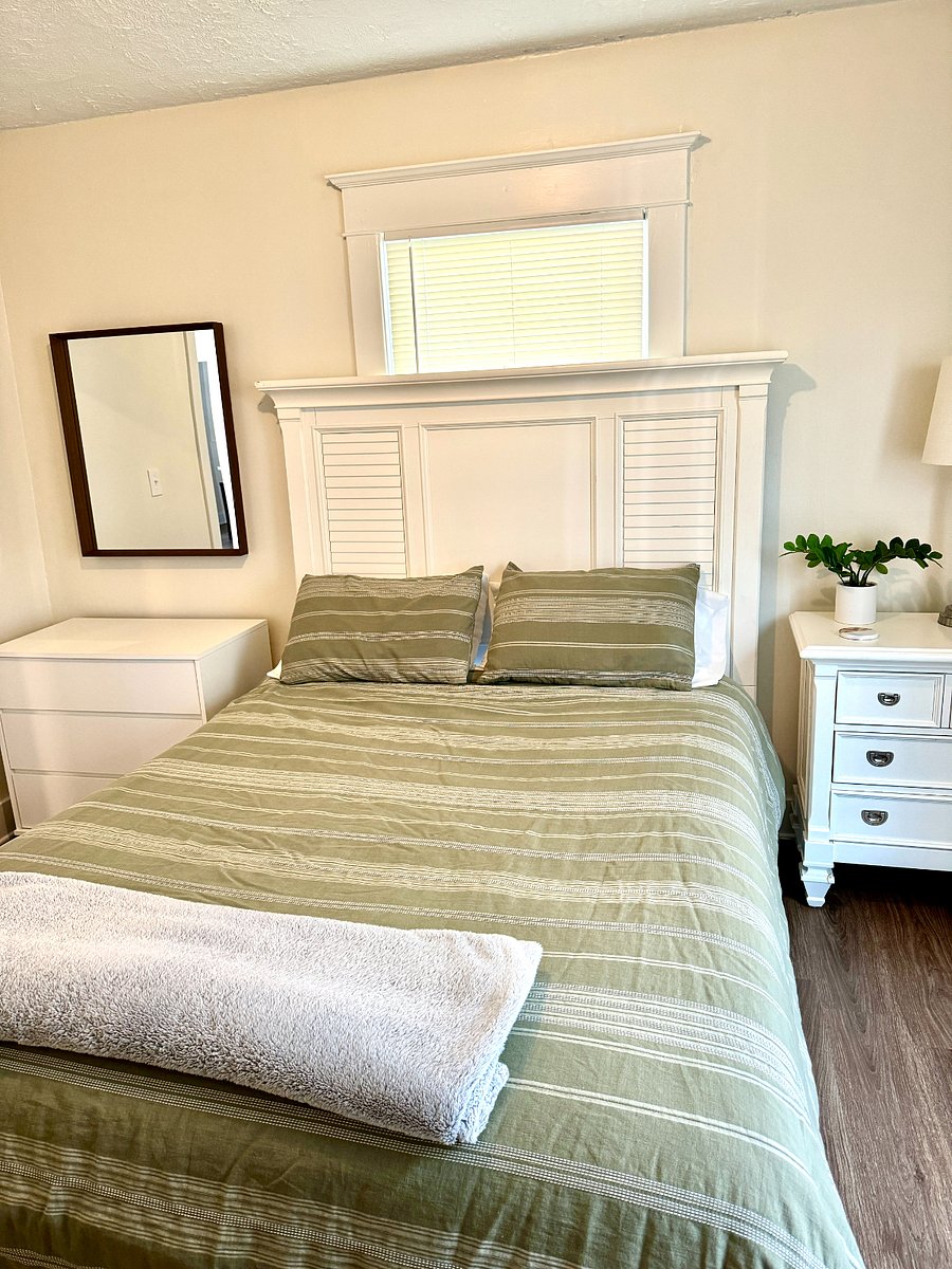 Furnished Finder property 412109_2 photo 8