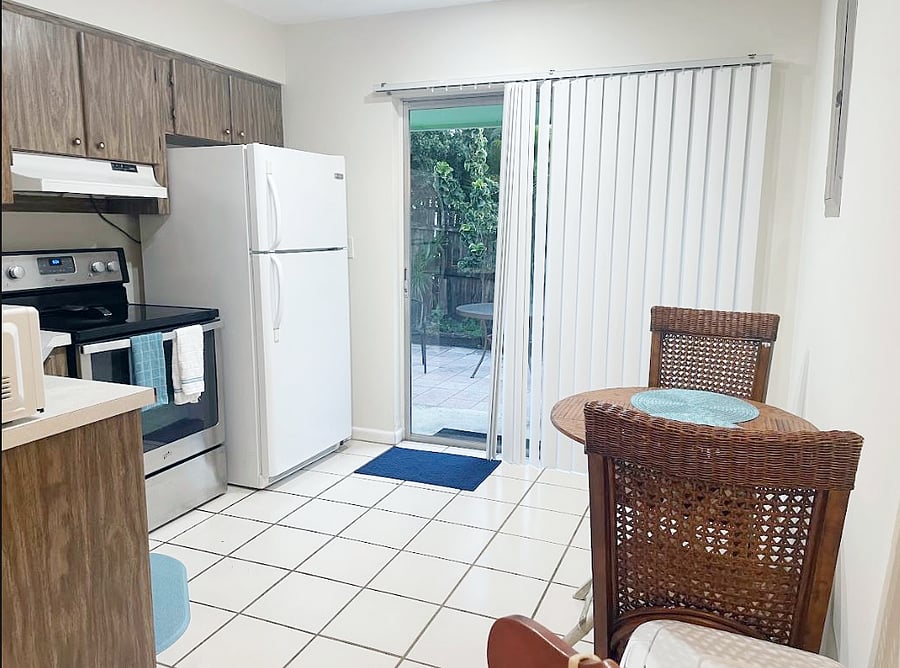 Furnished Finder property 412111_2 photo 12