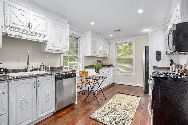 Furnished Finder property 412113_1 photo 7
