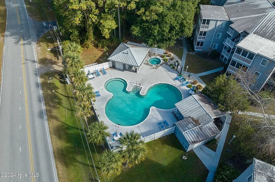Furnished Finder property 412119_1 photo 9