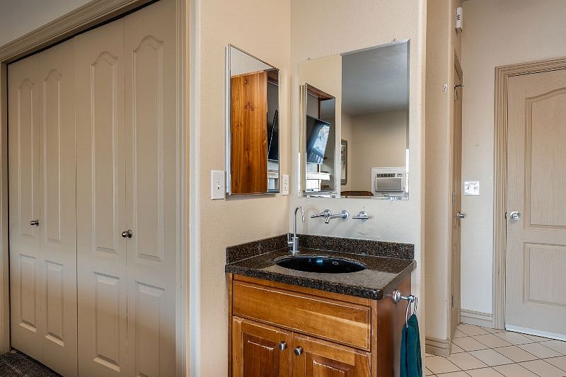 Furnished Finder property 412127_1 photo 6