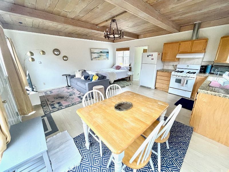 Furnished Finder property 412131_1 photo 11