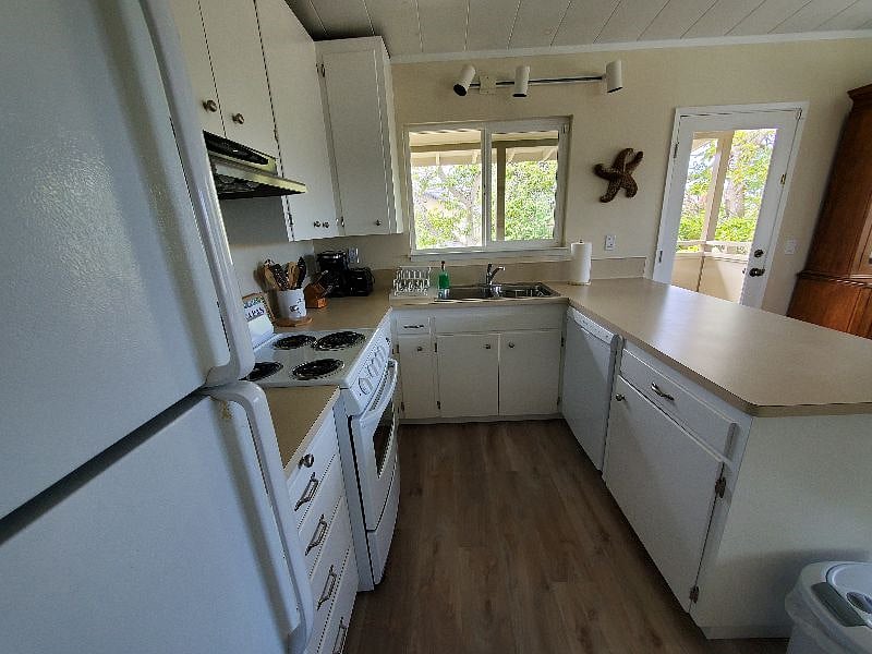 Furnished Finder property 412138_1 photo 9