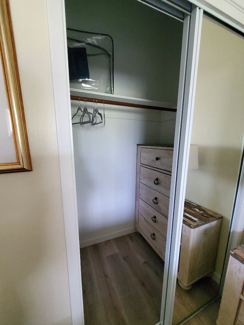Furnished Finder property 412138_1 photo 17