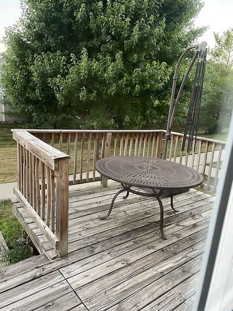 Deck (Chairs in Garage)