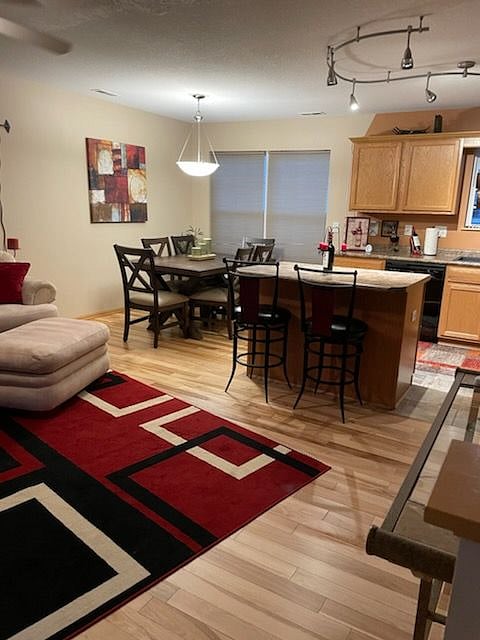 Dining Room & Kitchen