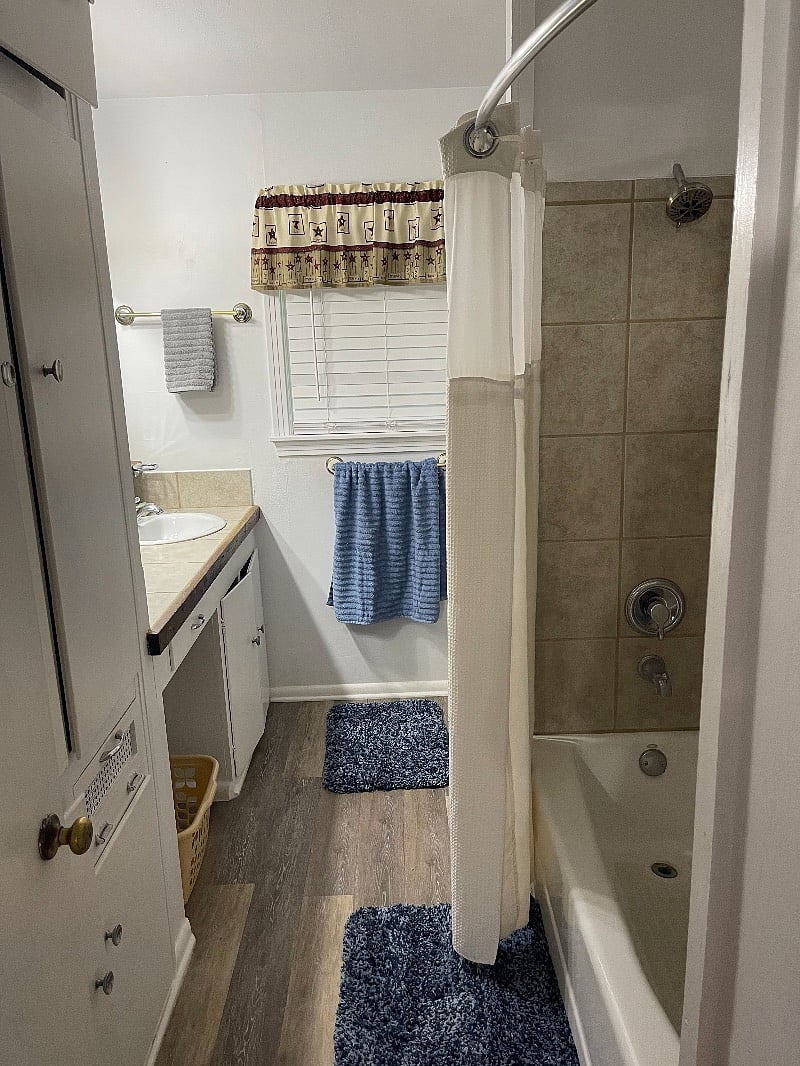 Furnished Finder property 412259_1 photo 9