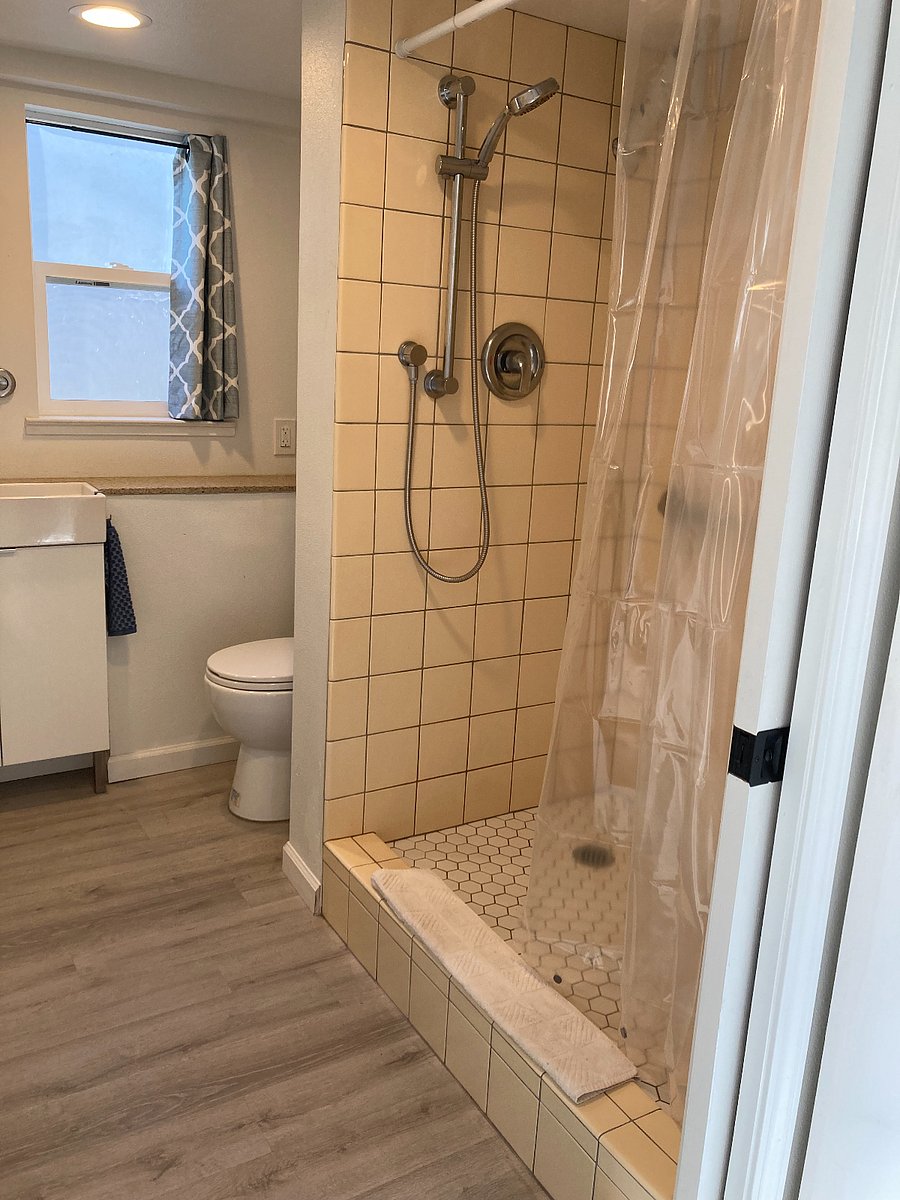 Furnished Finder property 412356_1 photo 11