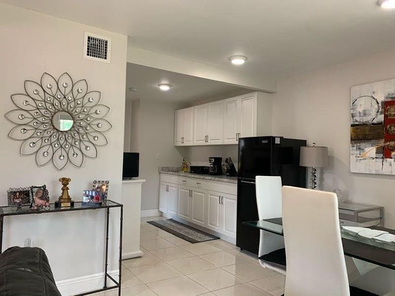Furnished Finder property 412385_1 photo 7