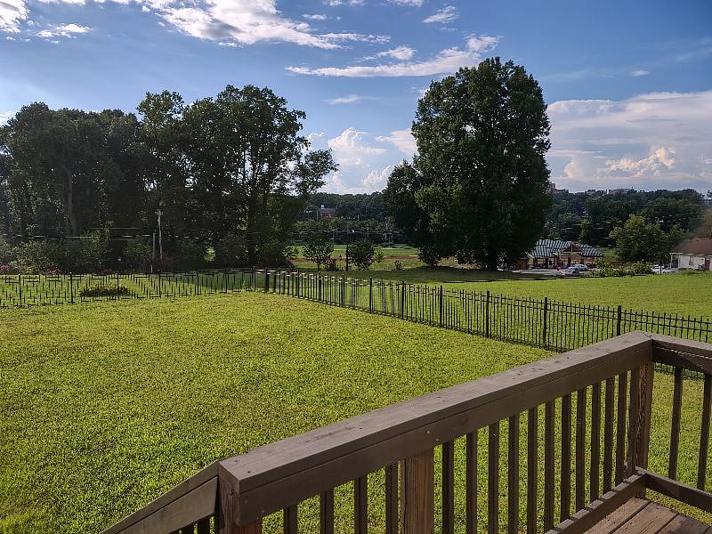 Large fenced yard!