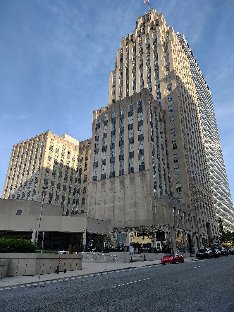 Kimpton Cardina Hotel- Kathrine Brasserie & Bar (1.7 miles/5minutes)