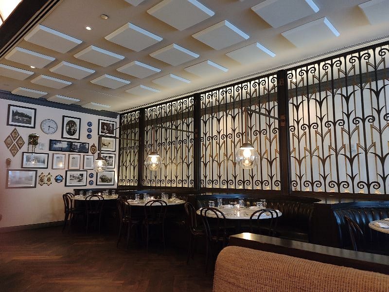 Kimpton Cardina Hotel- Kathrine Brasserie & Bar (1.7 miles/5minutes)
