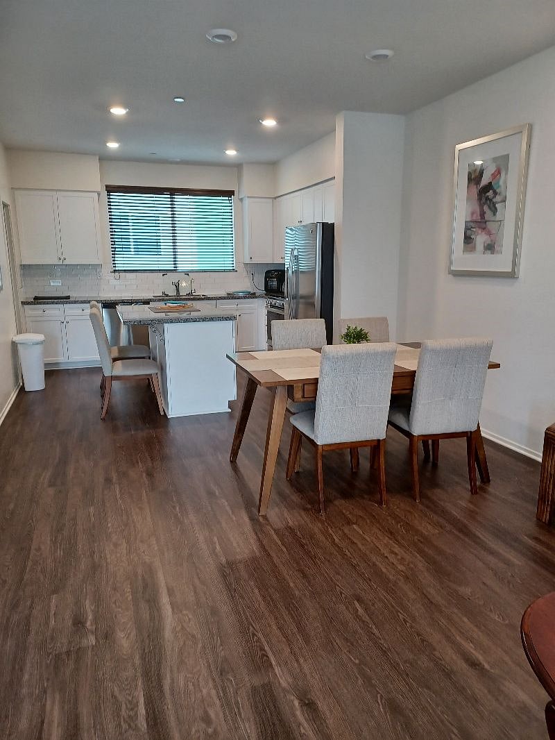Furnished Finder property 412437_1 photo 4