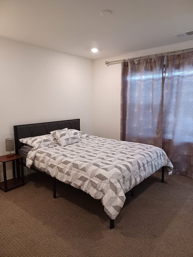 Furnished Finder property 412437_1 photo 5