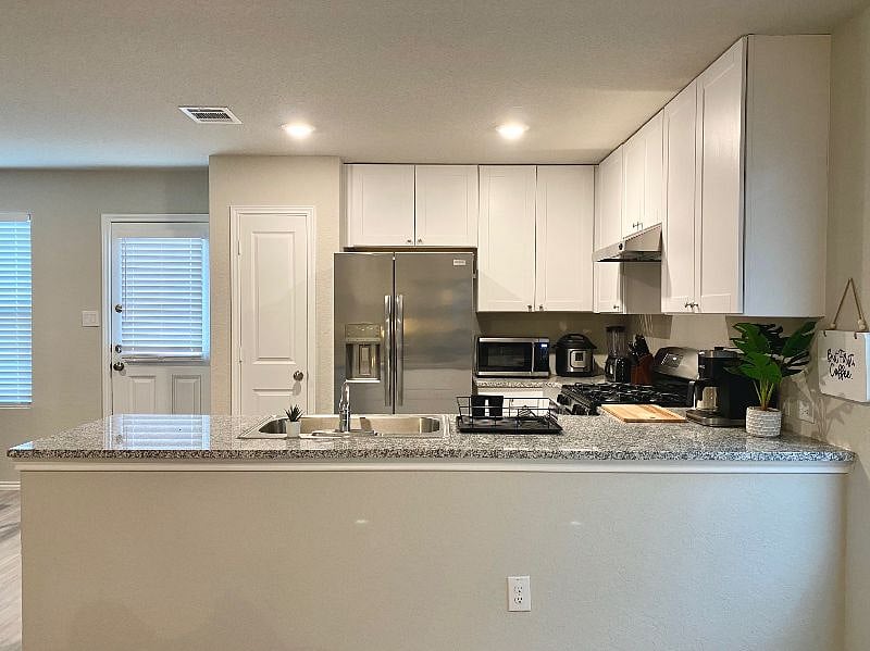 Furnished Finder property 412472_1 photo 7