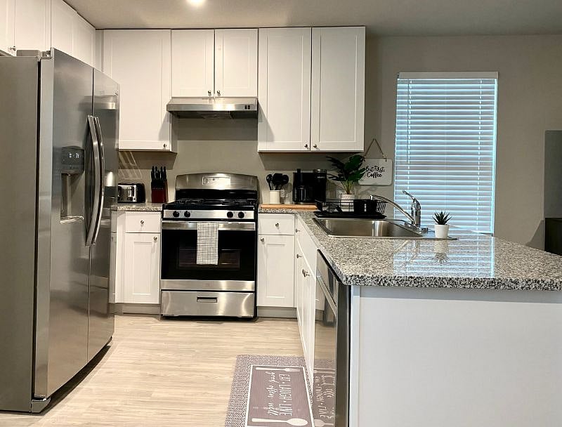 Furnished Finder property 412472_1 photo 6