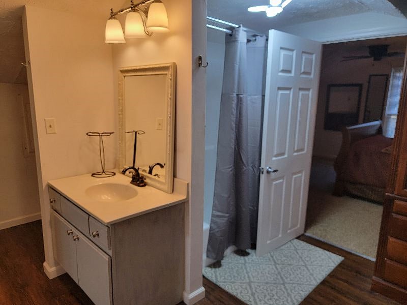 Furnished Finder property 412573_1 photo 11
