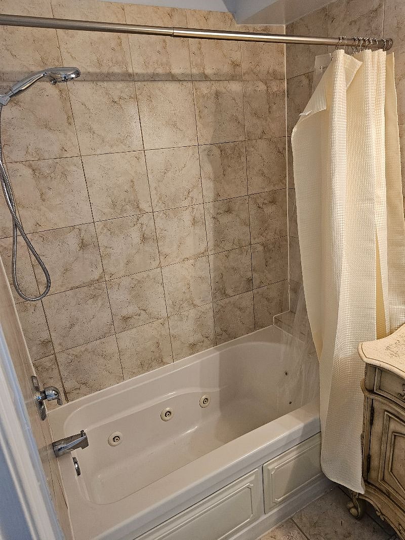 Furnished Finder property 412596_1 photo 17