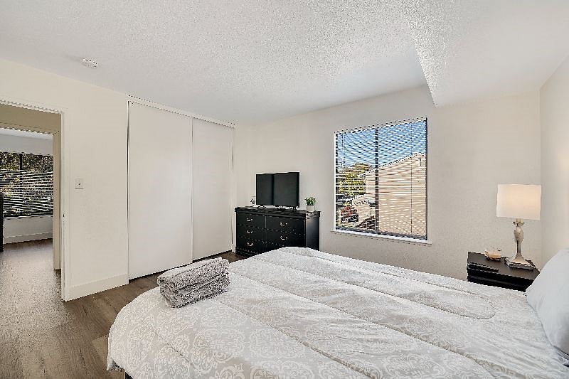 Furnished Finder property 412597_1 photo 12
