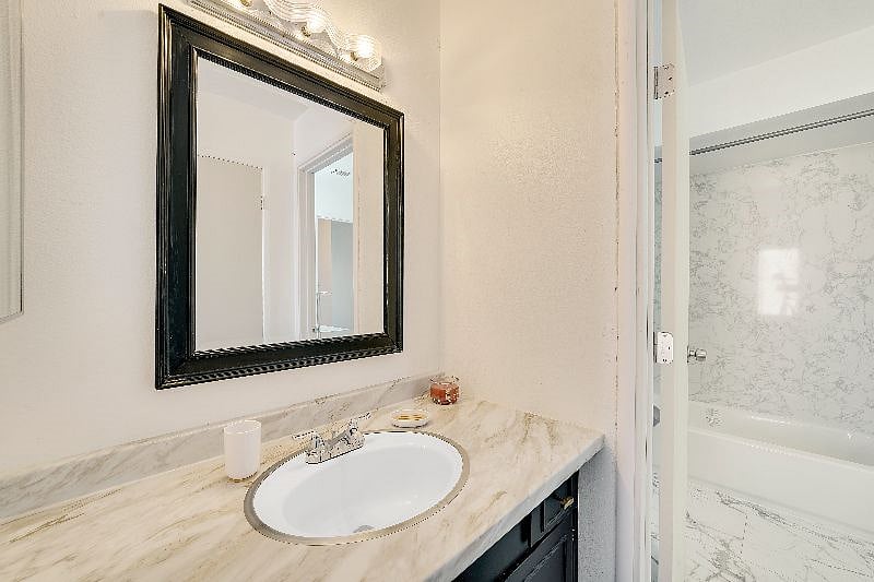 Furnished Finder property 412597_1 photo 14