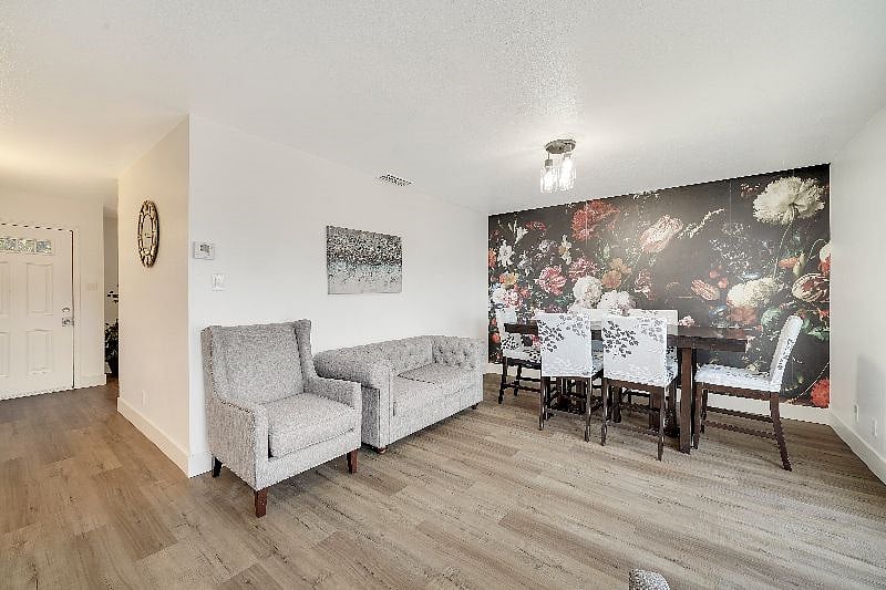 Furnished Finder property 412597_1 photo 1