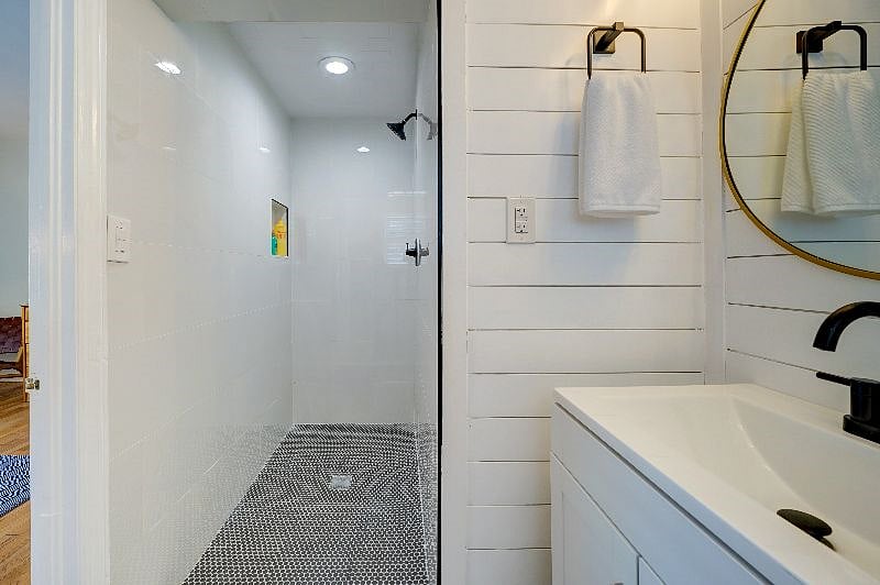 Furnished Finder property 412627_1 photo 17