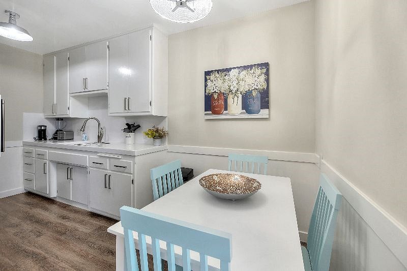 Furnished Finder property 412663_1 photo 32