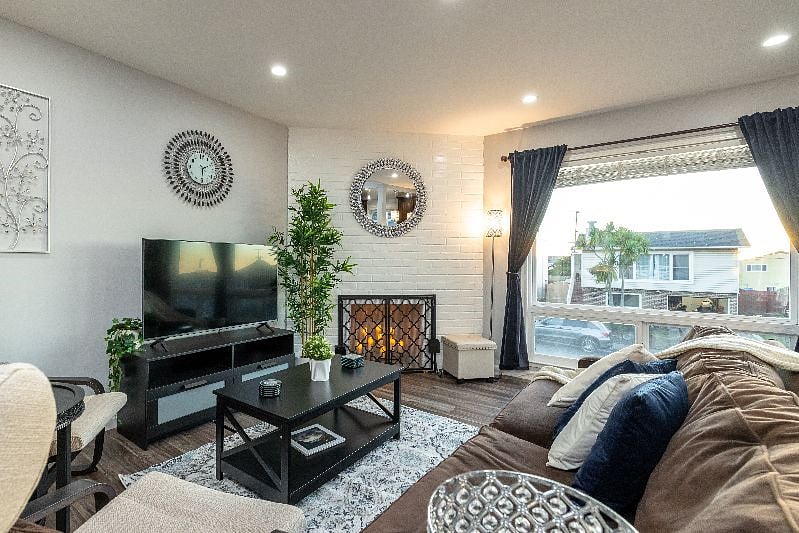 Furnished Finder property 412710_1 photo 20