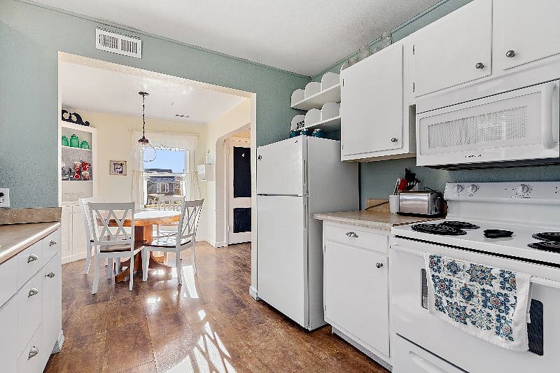 Furnished Finder property 412721_1 photo 11