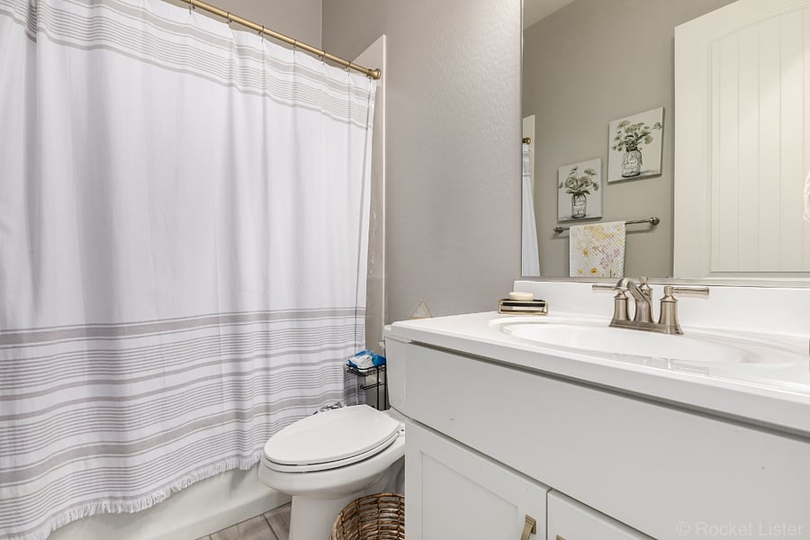 Bathroom 2