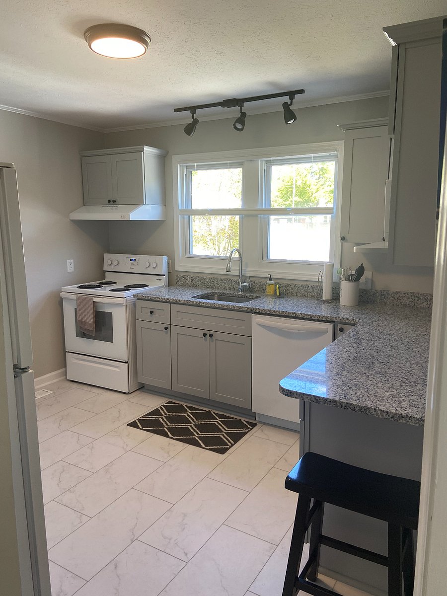 Furnished Finder property 412782_1 photo 8