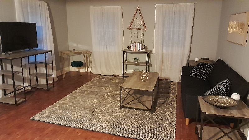 Furnished Finder property 412798_1 photo 8
