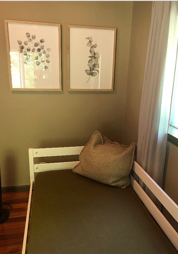 Upstairs Bedroom 2 (twin trundle)