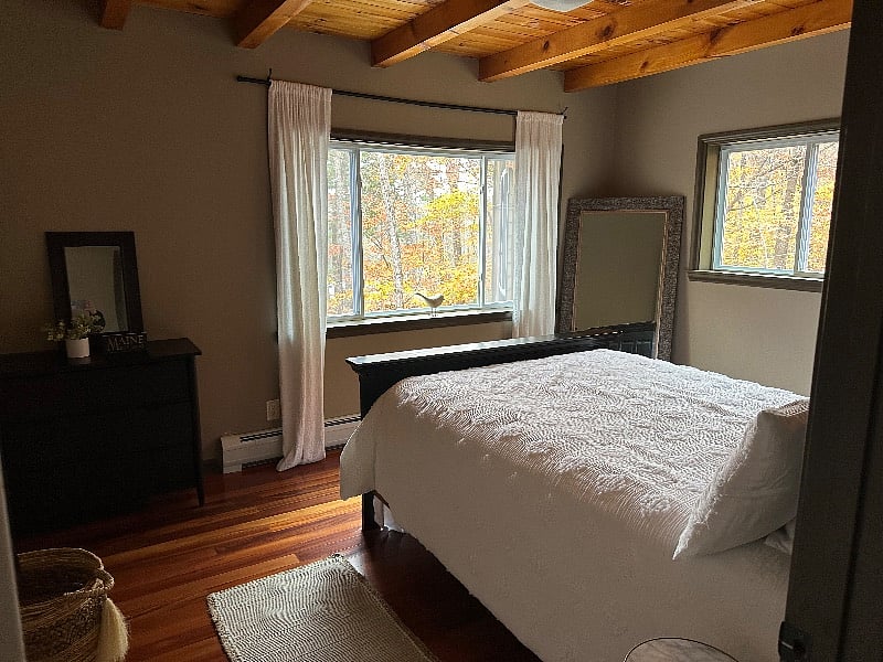 Upstairs Bedroom 1