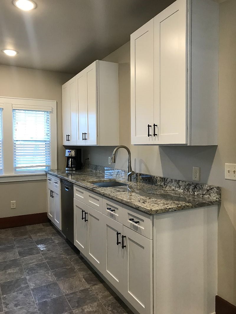 Furnished Finder property 412884_3 photo 6