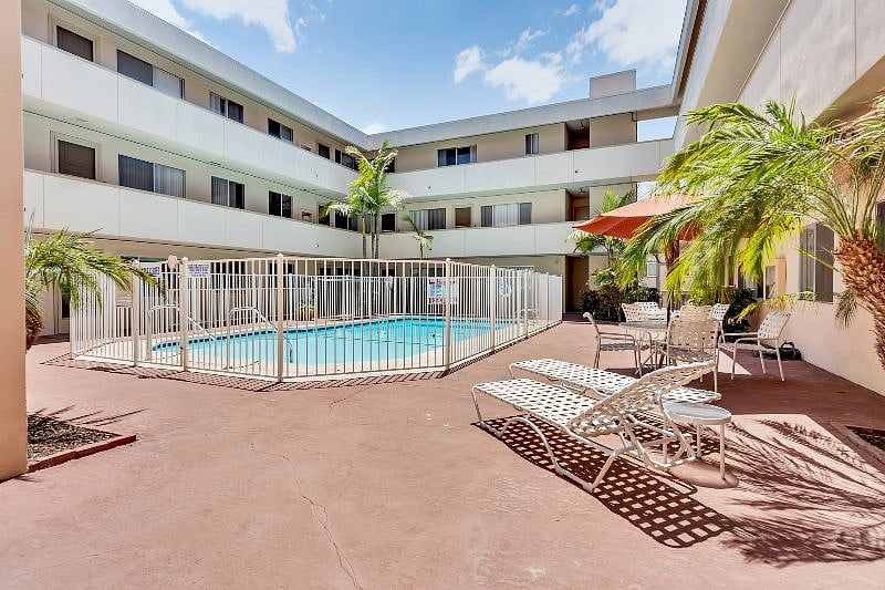 Furnished Finder property 412961_1 photo 14