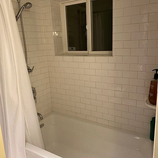 Furnished Finder property 412975_1 photo 12
