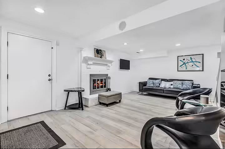 Furnished Finder property 413025_1 photo 16