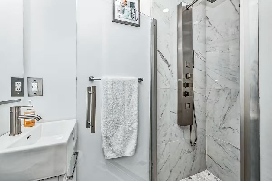 Furnished Finder property 413025_1 photo 25